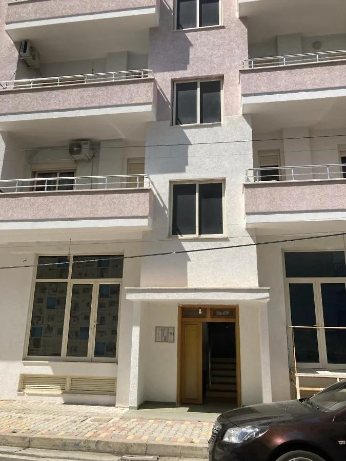 דורס Lungomare Holiday Apartments