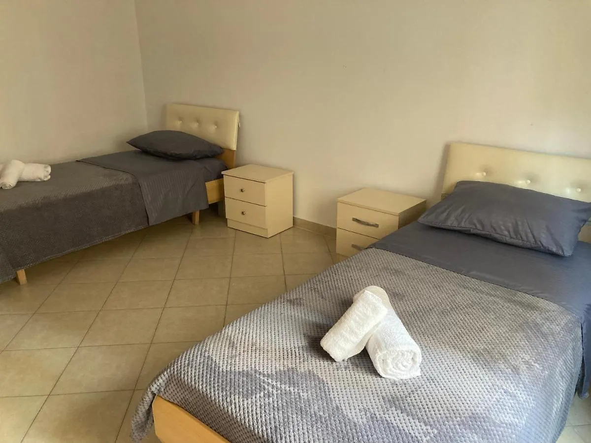 דורס Lungomare Holiday Apartments