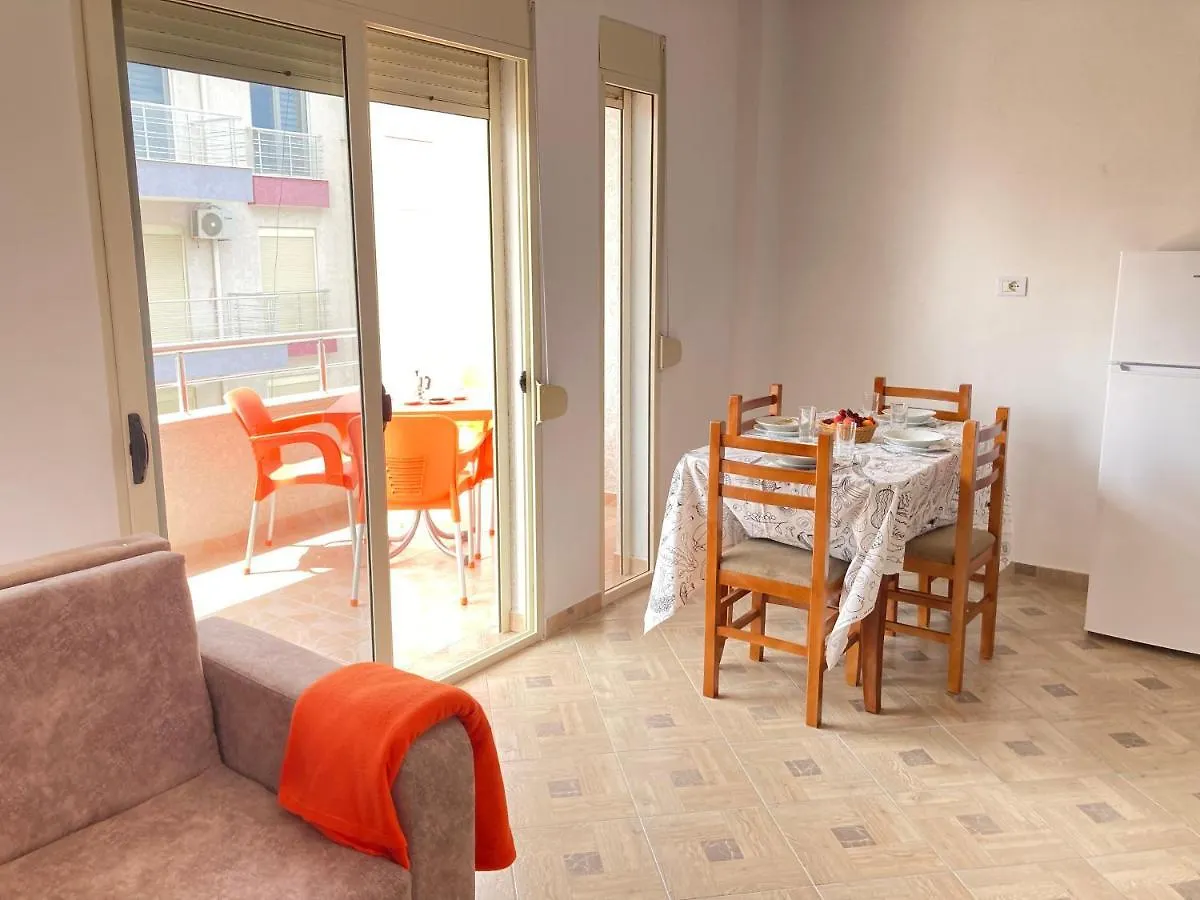 דורס Lungomare Holiday Apartments 0*,
